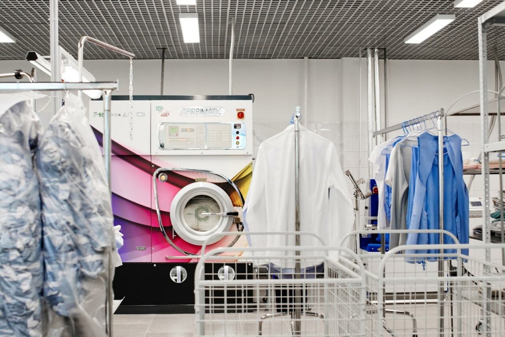 Стирка спецодежды на предприятии